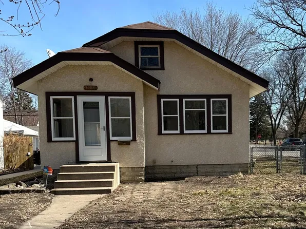 4100 Queen Ave N, Minneapolis, MN 55412