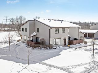 304 Circlegate Rd #304, New Lenox, IL 60451