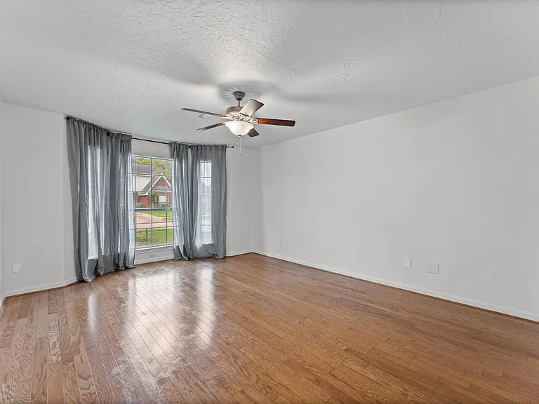 110 Shadow Wood Dr — Photo 11