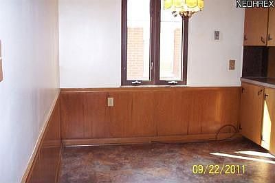 5th image of 229 Alameda Ave