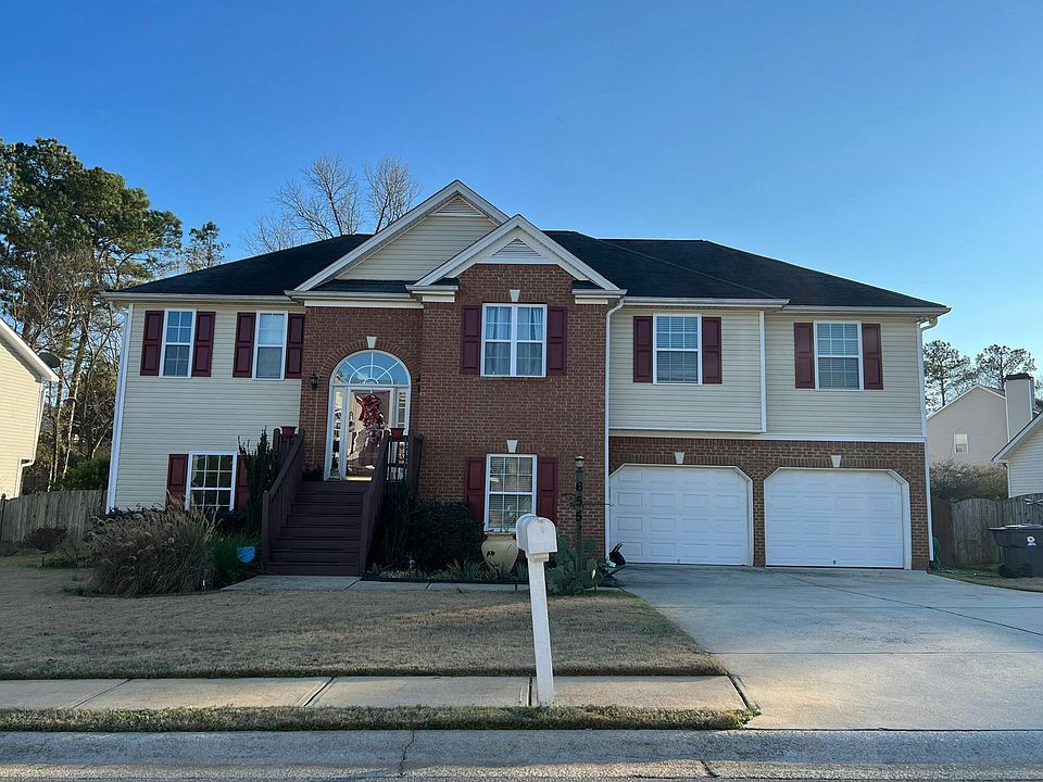 1st image of 655 Nine Oaks Cir