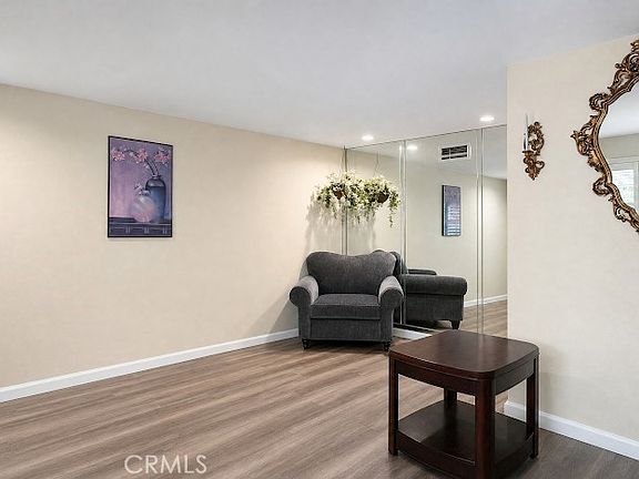 5th image of 8714 Willis Ave