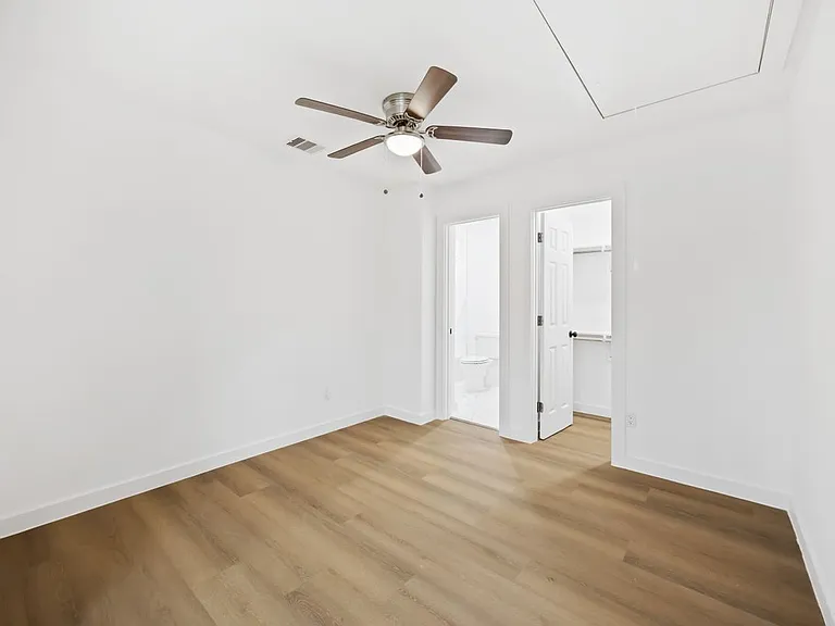 8112 De Priest St #B — Photo 8