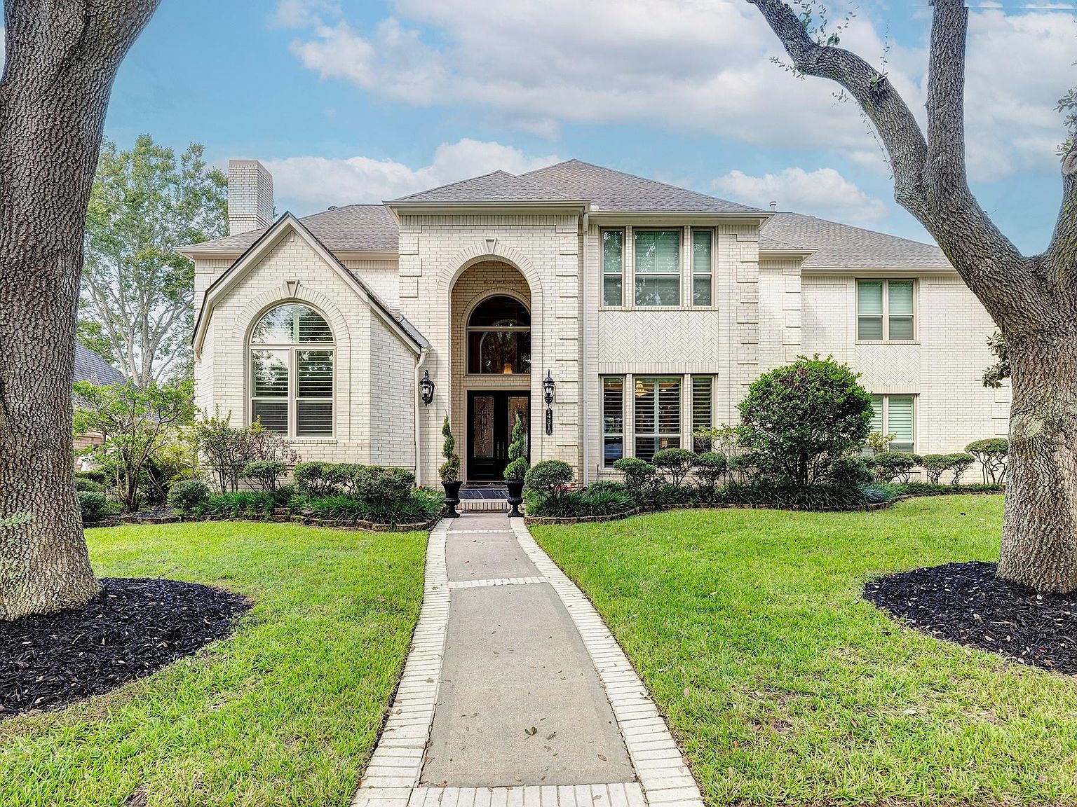 14310 Spring Maple Ln