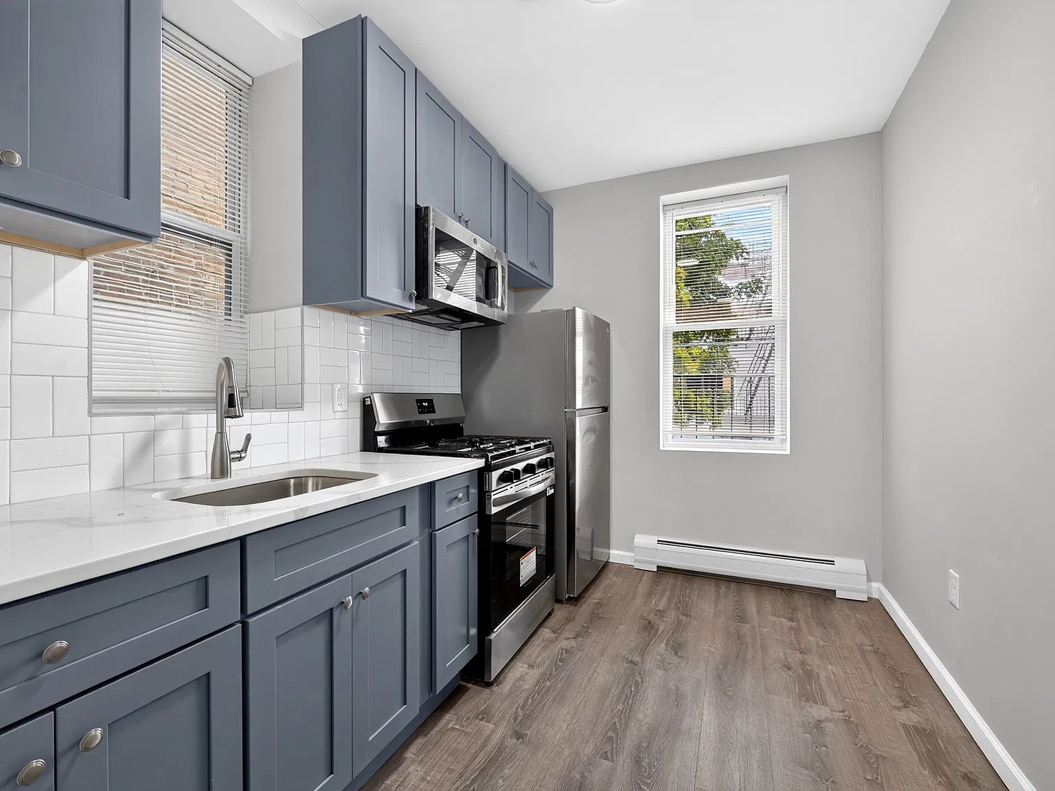 1 bed, $2,317 — Photo 3