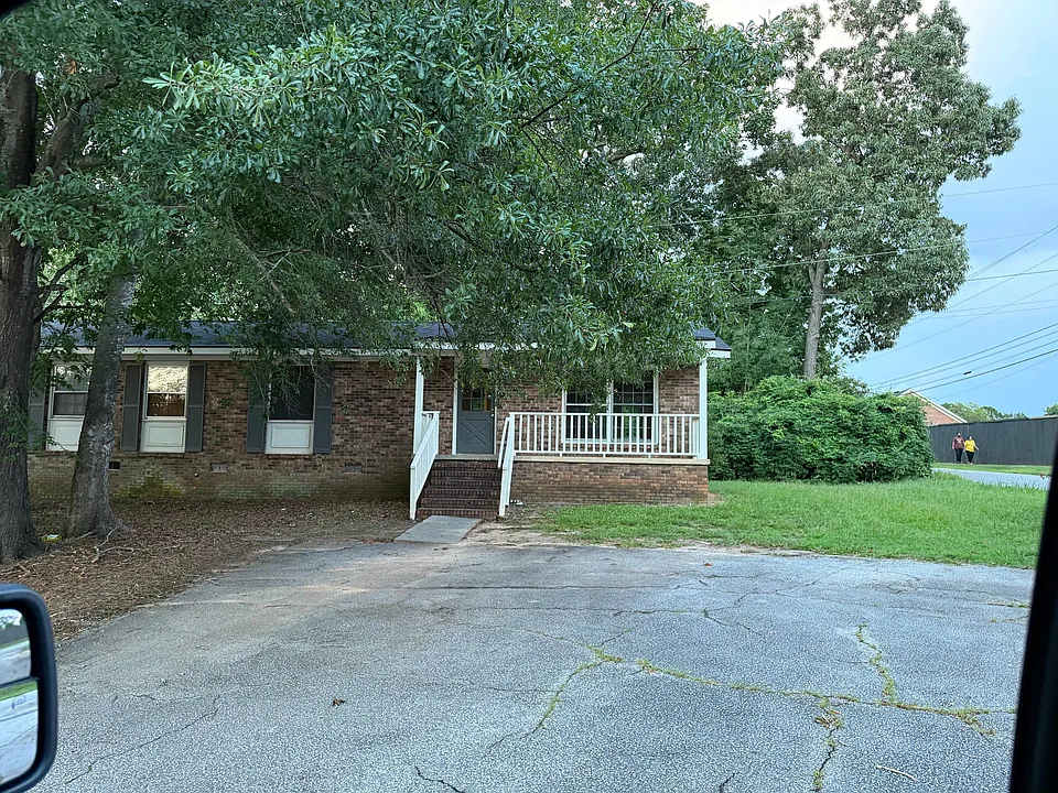 101 Cochran Rd