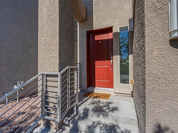 4th image of 8012 Carpenter Creek Ave