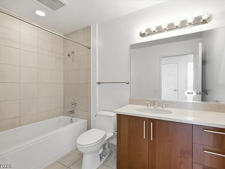 200 W Sahara Ave #3201 — Photo 14
