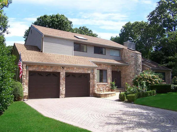 19 Lily Drive, South Setauket, NY 11720