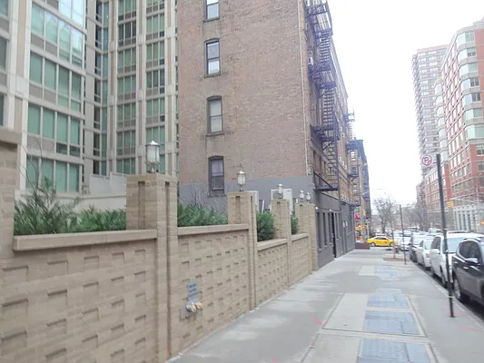 Rented by Prince Real Estate Associates LLC | media 35