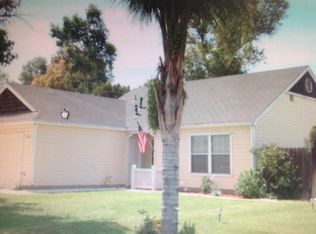 1830 Ash Tree Ln, Colton, CA 92324