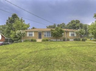 2000 Upland Dr, Nashville, TN 37216