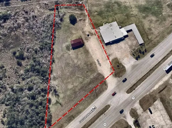 2200 Tallant St, Baytown, TX 77520