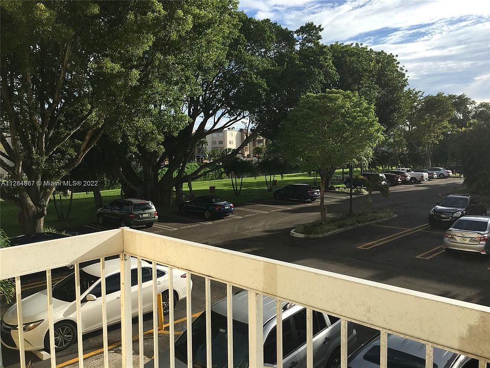 1st image of 7722 Camino Real APT 219