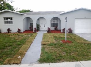 4989 SW 9th St, Margate, FL 33068