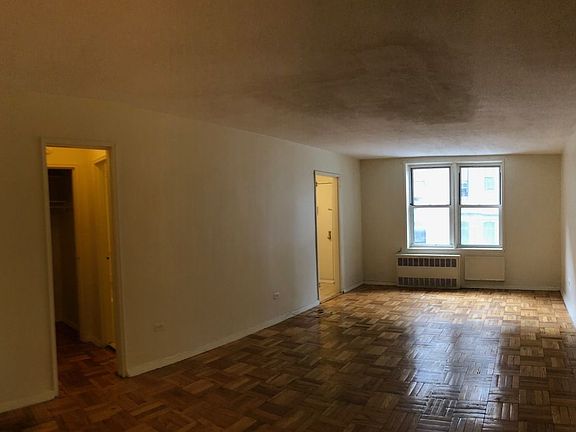 3rd image of 251 E 29th St APT 1a