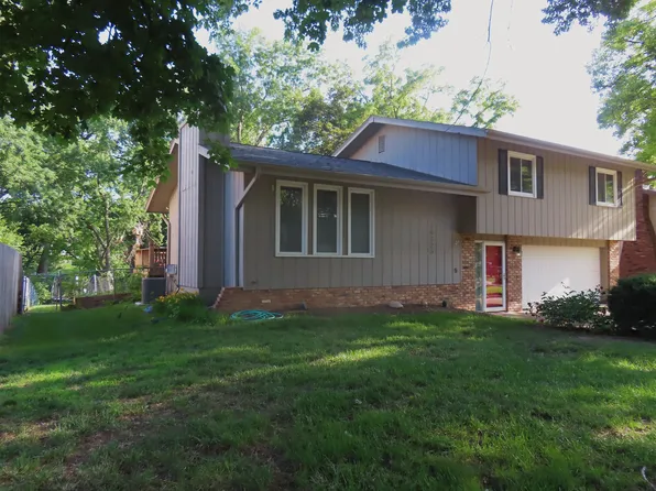 16123 Spring St, Omaha, NE 68130