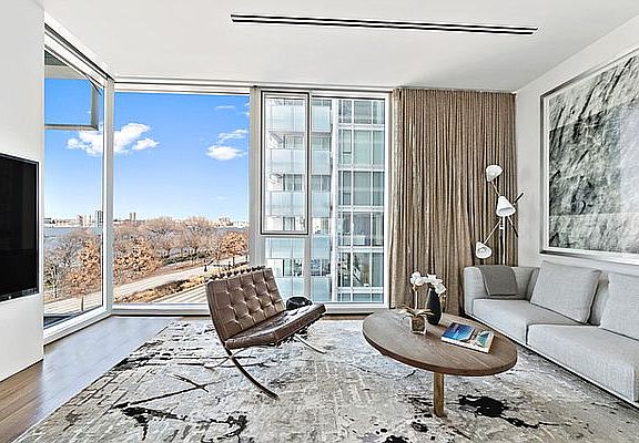 5th image of 165 Charles St APT 10