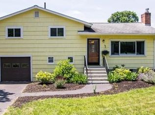 495 Norfolk St, Holliston, MA 01746