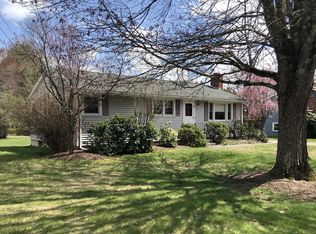 60 Sweet Grass Ln, Holliston, MA 01746