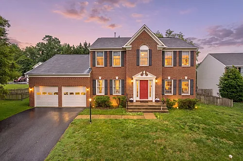 31 Palace Ln Photo 1