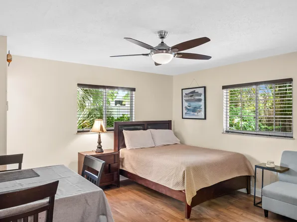 803 NE 2nd Ave, Delray Beach, FL 33444
