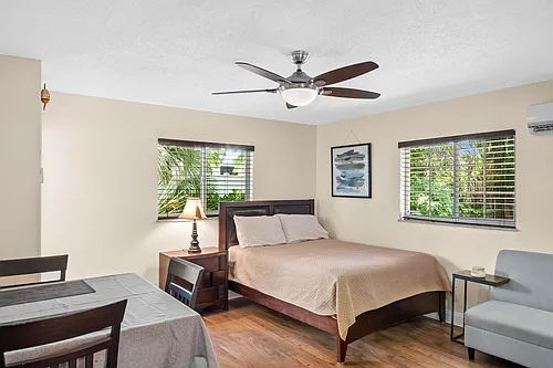 803 NE 2nd Ave #STUDIO Photo 1