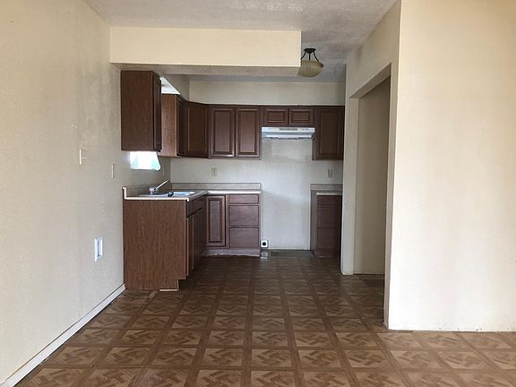 5th image of 3139 El Indio Hwy