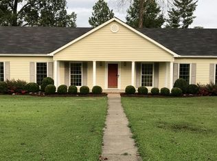 100 Oakwood Dr, Shelbyville, TN 37160
