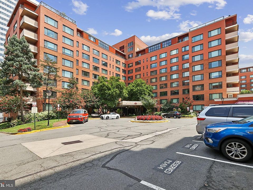 1st image of 1021 Arlington Blvd APT 1138