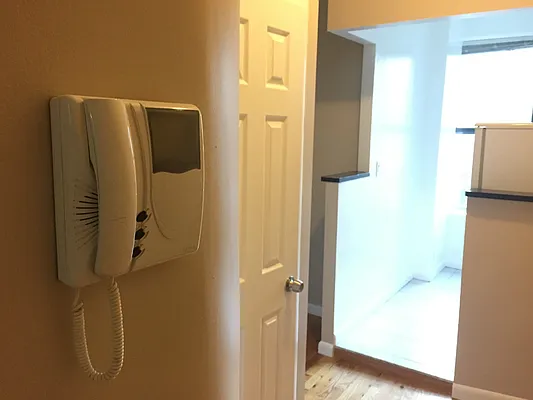 Rented by Charles Coutinho LLC | media 34