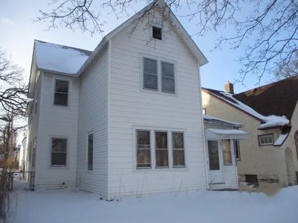 715 Fry St, Saint Paul, MN 55104