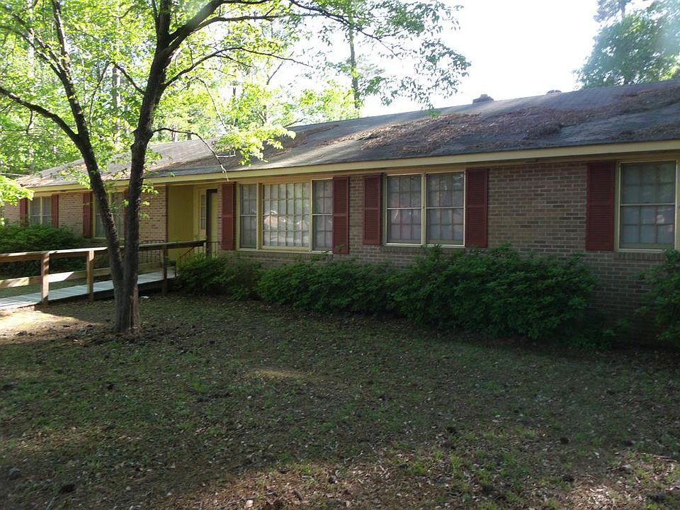1st image of 3341 Hunter Dr