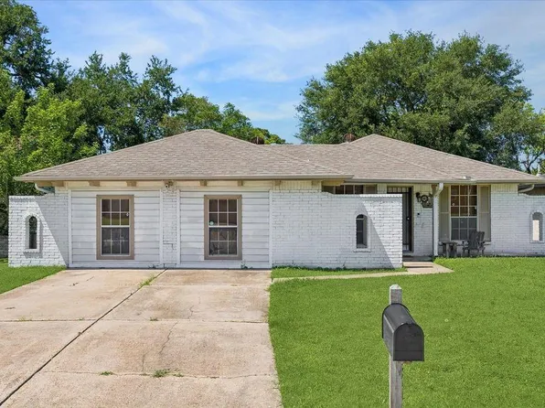 1526 Diplomat Way, Houston, TX 77088