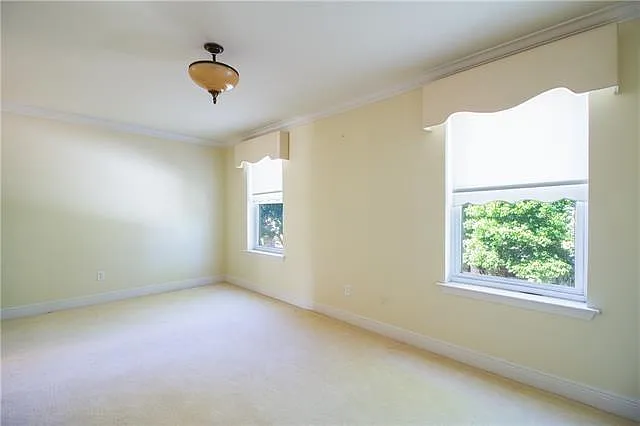 1410 Carrollton Ave — Photo 9