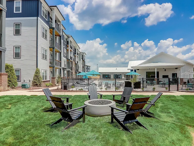 Birch Hill Apartments — Photo 26
