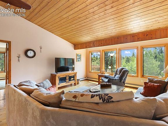 5th image of 94 Pinewood Cir