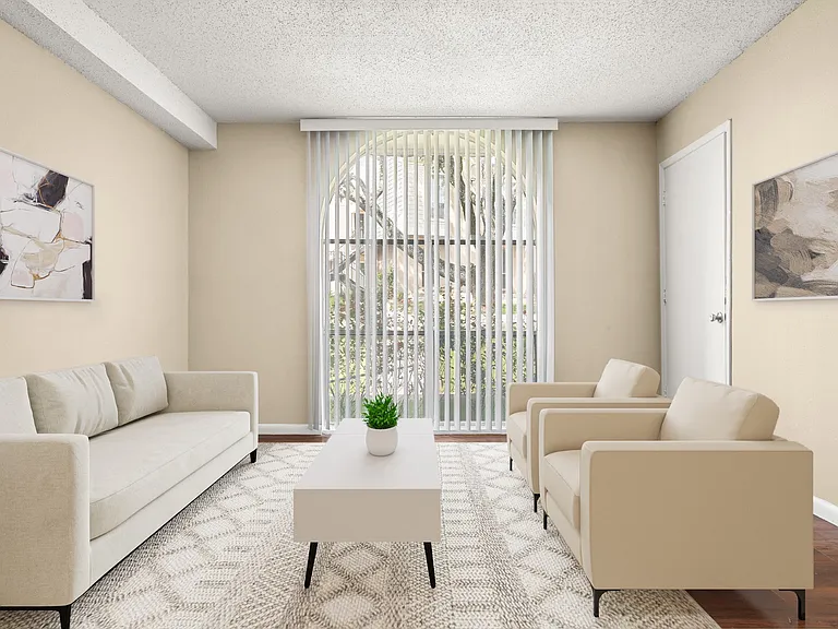 Chevy Chase Apartments — Photo 13