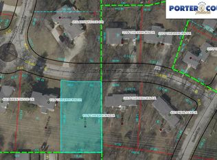 104 Powderhorn Dr, Valparaiso, IN
