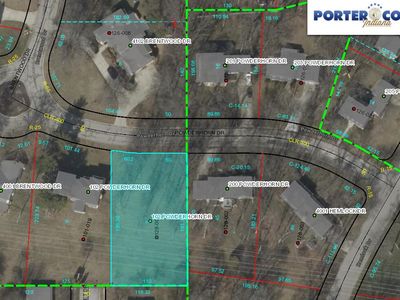 104 Powderhorn Dr, Valparaiso, IN, 46383
