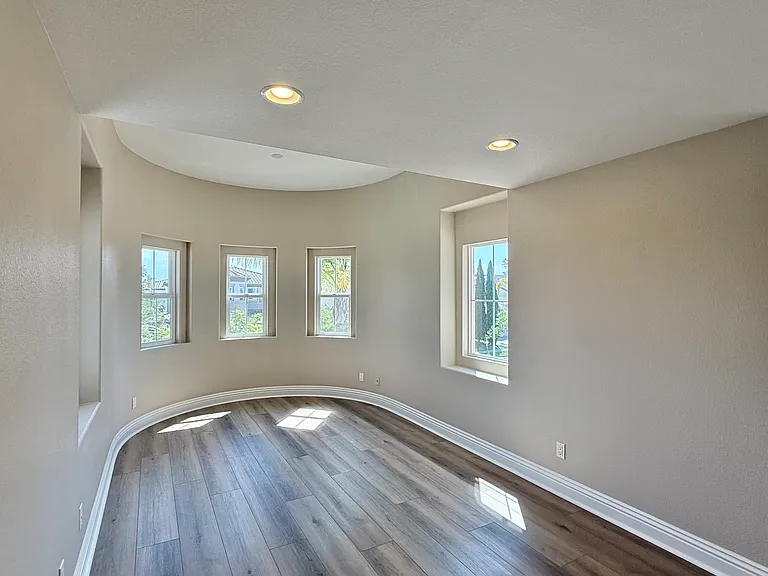 10570 Gaylemont Ln — Photo 30