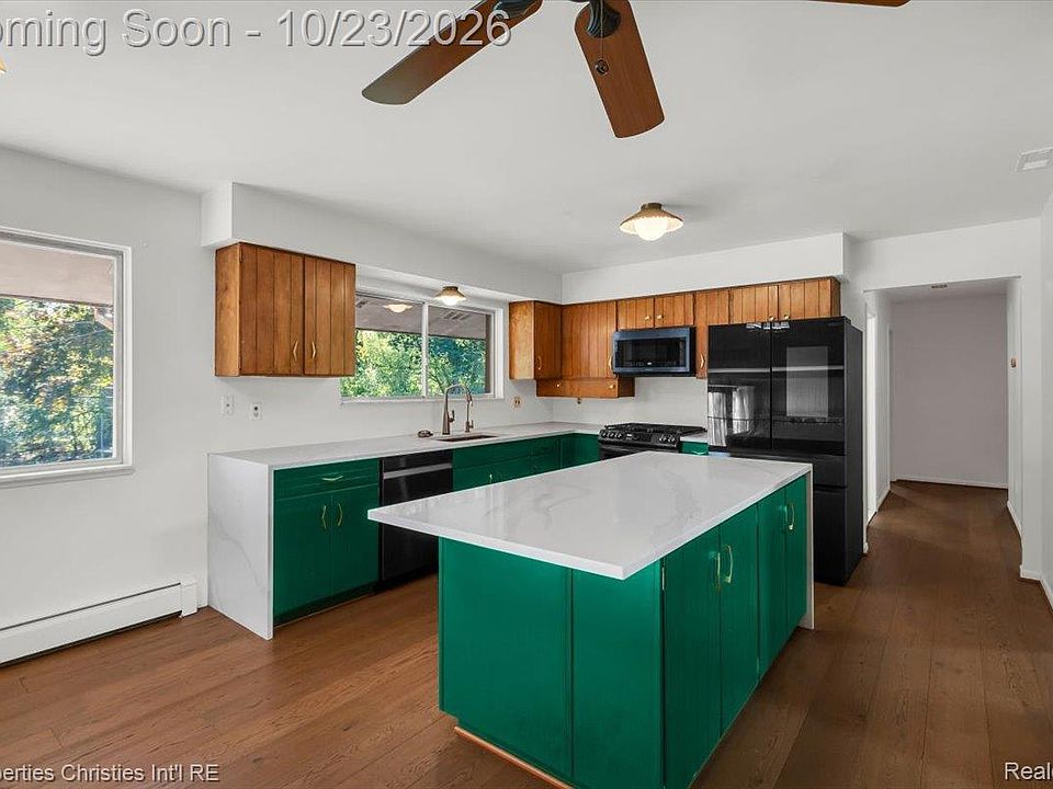 2779 W Wattles Rd, photo 9