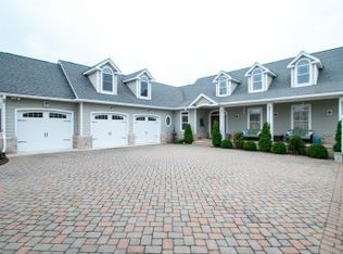 1874 Merriman Way Rd, Moneta, VA 24121