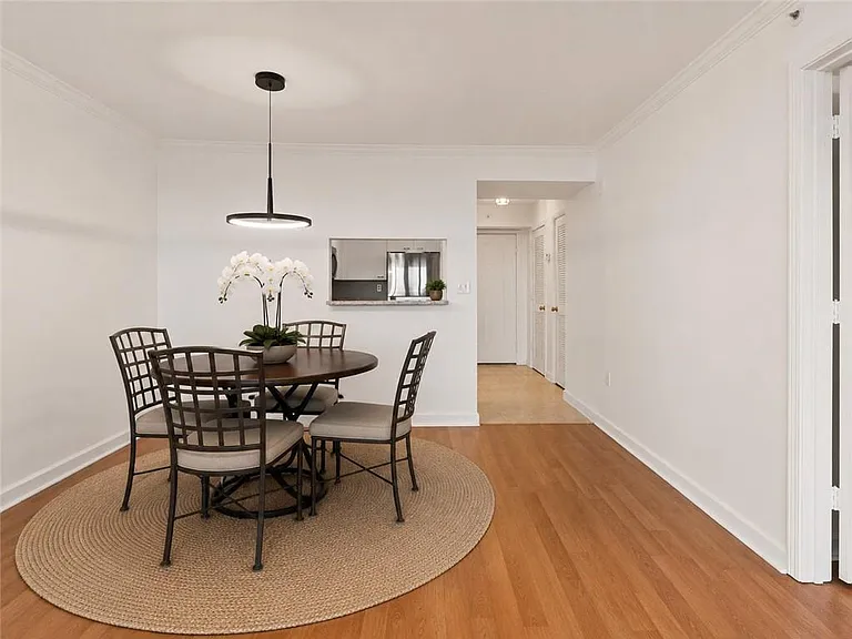 2870 Pharr Court South NW #NW-2602-2602 — Photo 9