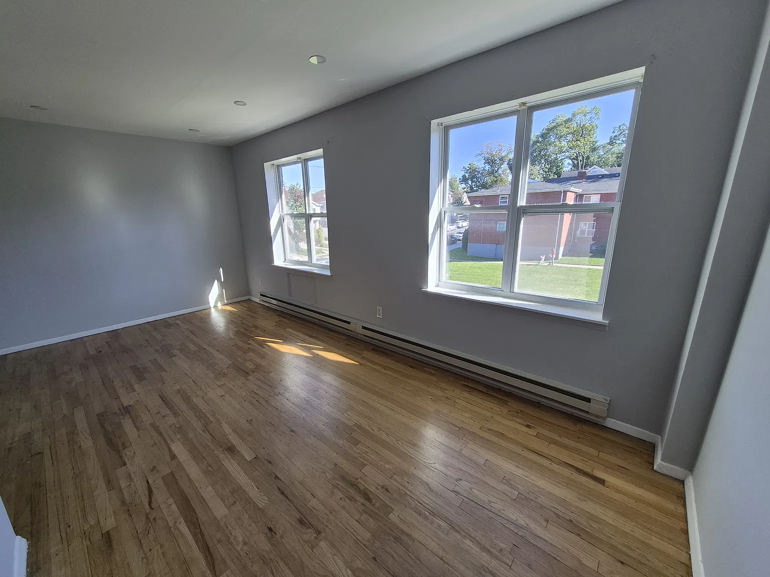 14 Hillcrest Ave — Photo 3