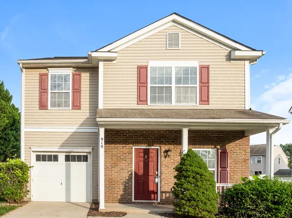 910 Willow Wind Dr, Gastonia, NC 28054