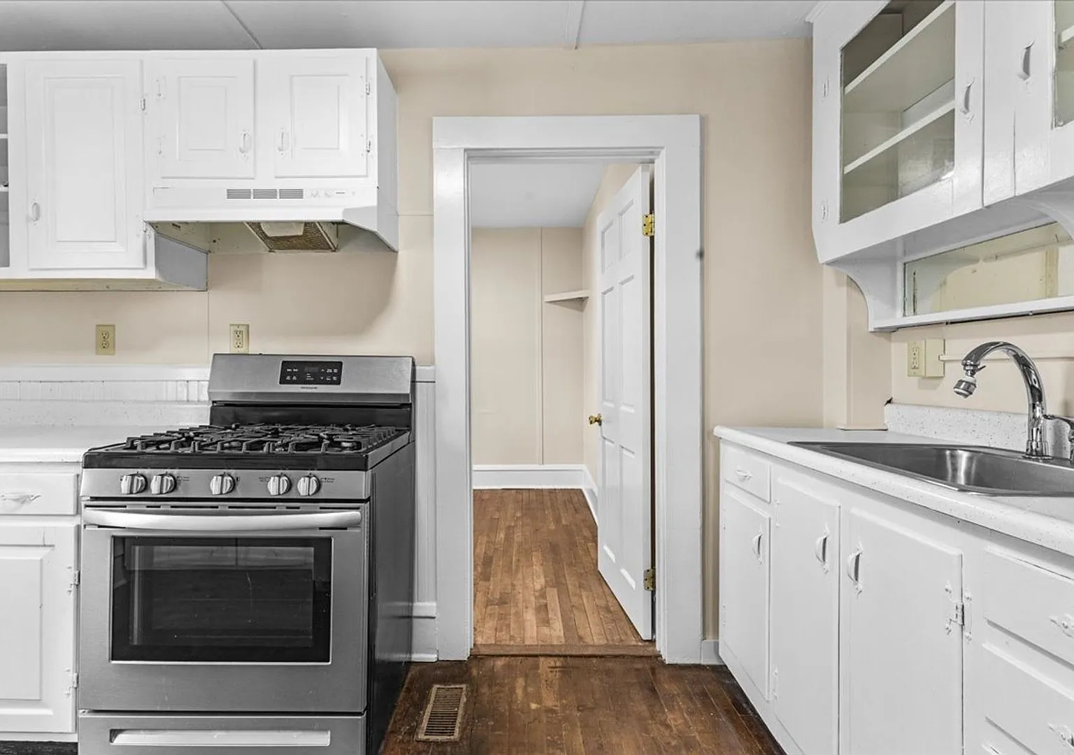 50-52 Howard St — Photo 3