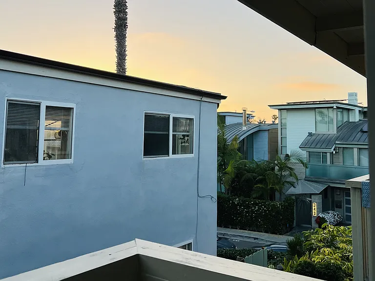 349 Playa Del Sur St — Photo 10