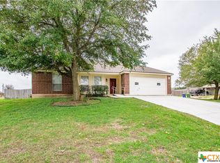 911 E Austin St, Troy, TX 76579