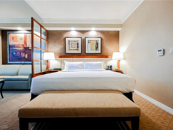 125 E Harmon Ave #1015, Las Vegas, NV 89109